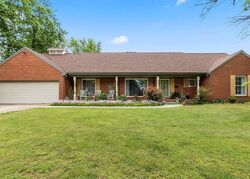 Pre-foreclosure in  Ridge Top Dr Dexter, MO 63841