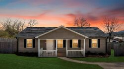 Pre-foreclosure in  4th St Kings Mountain, NC 28086