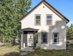 Pre-foreclosure in  4th Ave Anoka, MN 55303