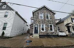 Pre-foreclosure in  Brayton Ave Cleveland, OH 44113