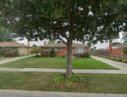Pre-foreclosure in  Brownlea Dr Sterling Heights, MI 48312