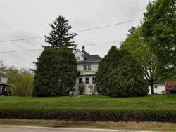 Pre-foreclosure in  Valley Dr Pleasant Valley, IA 52767