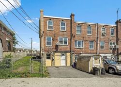 Pre-foreclosure in  W Wyncliffe Ave Clifton Heights, PA 19018