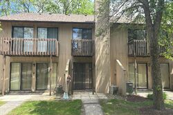 Pre-foreclosure in  SAINT THOMAS COLONY Fox Lake, IL 60020