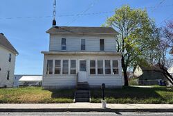 Pre-foreclosure in  E York St Biglerville, PA 17307