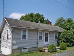  Edgewater Ave, Lewistown PA