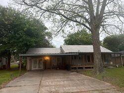 Pre-foreclosure in  Montgomery St Port Neches, TX 77651