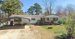 Pre-foreclosure in  Humphrey Rd Huntingdon, TN 38344