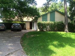 Pre-foreclosure in  Elstree Dr Houston, TX 77015