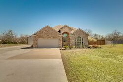 Pre-foreclosure in  Valen Dr Royse City, TX 75189