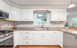 Pre-foreclosure in  Commodore Ct Spotsylvania, VA 22551
