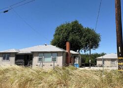 Pre-foreclosure in  Porter Rd Dixon, CA 95620