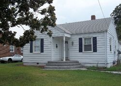  Roslyn Ave, Colonial Heights VA