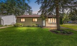 Pre-foreclosure in  Alanson St Westland, MI 48186