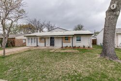 Pre-foreclosure in  Dale Dr Plano, TX 75074