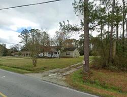 Pre-foreclosure in  Haws Run Rd Maple Hill, NC 28454