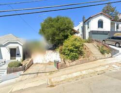  Coloma St, Oakland CA
