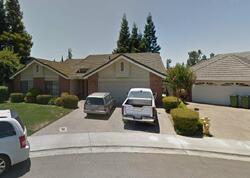Pre-foreclosure in  Vista Rio Ct Woodbridge, CA 95258
