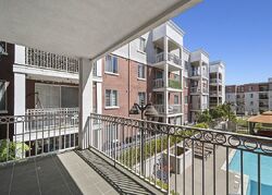  Santa Rosalia Dr , Los Angeles CA