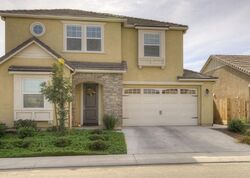 Pre-foreclosure in  Starlight Dr Modesto, CA 95357