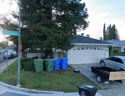 Pre-foreclosure in  Evanswood Ct Elk Grove, CA 95758