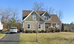 Pre-foreclosure in  Giddy-up Ln Ashland, VA 23005