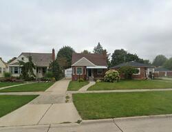 Pre-foreclosure in  Roosevelt St Dearborn, MI 48124