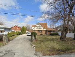 Pre-foreclosure in  W 109th St Worth, IL 60482
