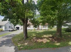 Pre-foreclosure in  Pyle Rd Schenectady, NY 12303