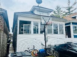 Pre-foreclosure in  W 62nd St Chicago, IL 60629