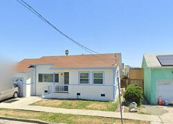 Pre-foreclosure in  S 17th St Richmond, CA 94804