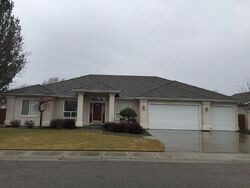 Pre-foreclosure in  W DEADWOOD ST Eagle, ID 83616