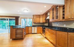 Pre-foreclosure in  N Thackeray Dr Palatine, IL 60067