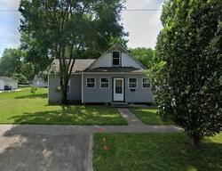 Pre-foreclosure in  Gladiolus St Momence, IL 60954