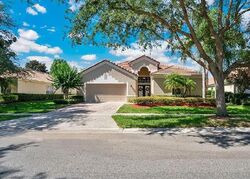Pre-foreclosure in  Glenwick Dr Windermere, FL 34786