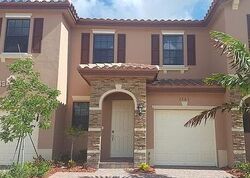 Pre-foreclosure in  Se 1st St Homestead, FL 33033