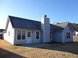 Pre-foreclosure in  Larkspur Ln Atlanta, GA 30349