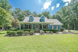 Pre-foreclosure in  Pine Knoll Ln Eatonton, GA 31024