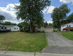 Pre-foreclosure in  W Canon Dr Rochester, NY 14624