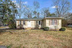 Pre-foreclosure in  Rodgers Rd Mcdonough, GA 30252