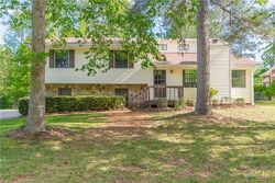  Pinewood Dr, Covington GA