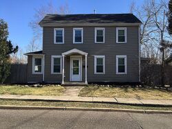 Pre-foreclosure in  Main St Trenton, NJ 08620