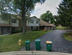 Pre-foreclosure in  W Partridge Ct Unit 5 Arlington Heights, IL 60004
