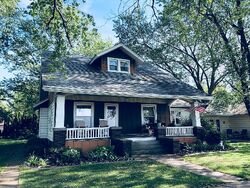 Pre-foreclosure in  W Oak St Piper City, IL 60959