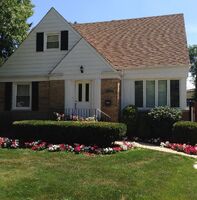 Pre-foreclosure in  Belleview Ave Westchester, IL 60154