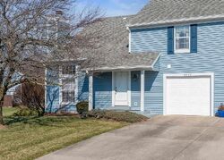  N Lakeside Dr, Muncie IN