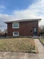 Pre-foreclosure in  Louisiana St Gary, IN 46407