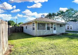 Pre-foreclosure in  14th St Columbus, IN 47201