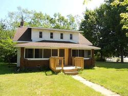 Pre-foreclosure in  W Wilden Ave Goshen, IN 46528