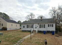  W Gilbreath St, Graham NC